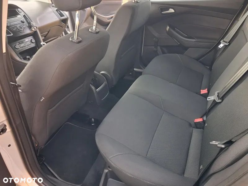 Ford Focus - 6