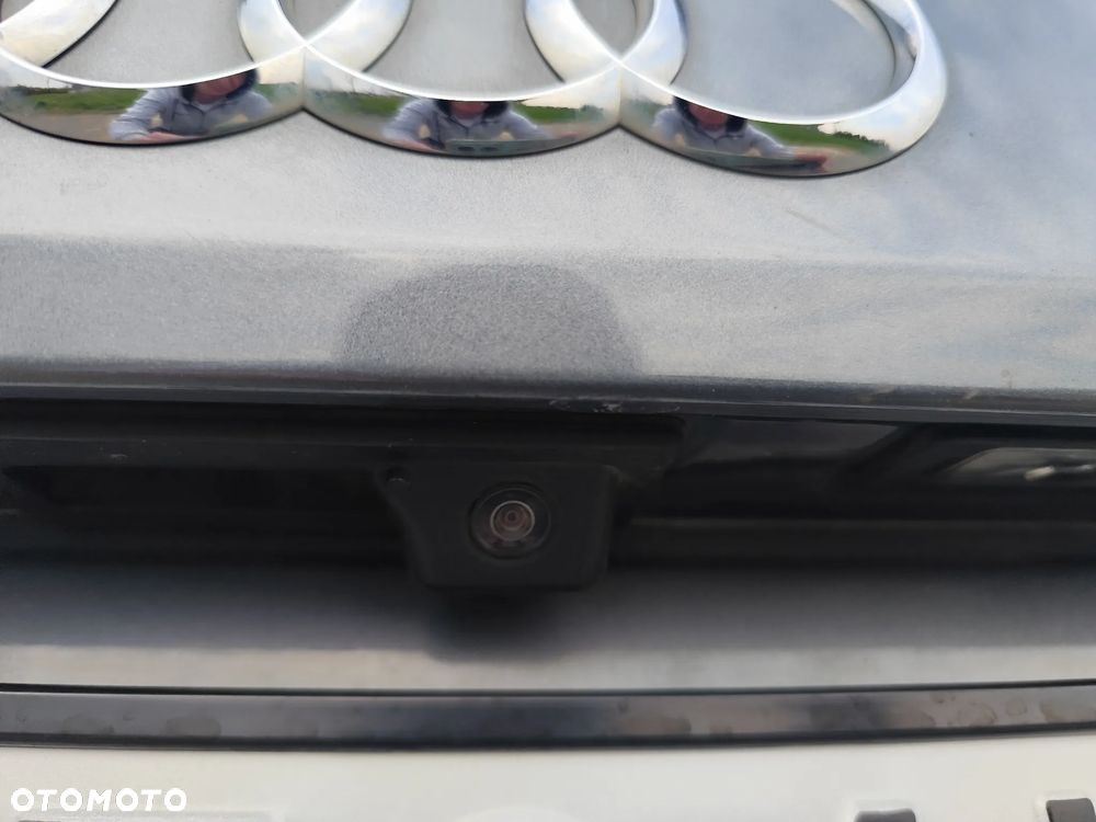 Audi A4 Avant 2.0 TDI - 14