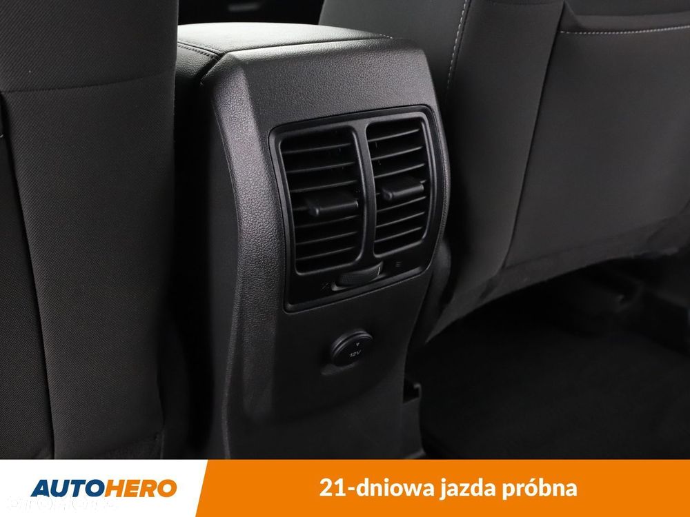 Ford Kuga - 33