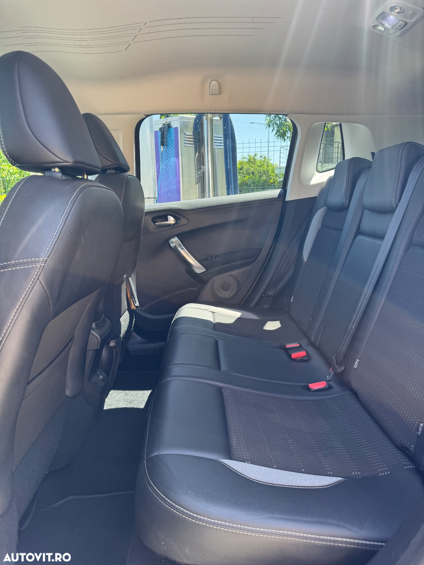 Peugeot 2008 1.2 L PureTech Active - 7