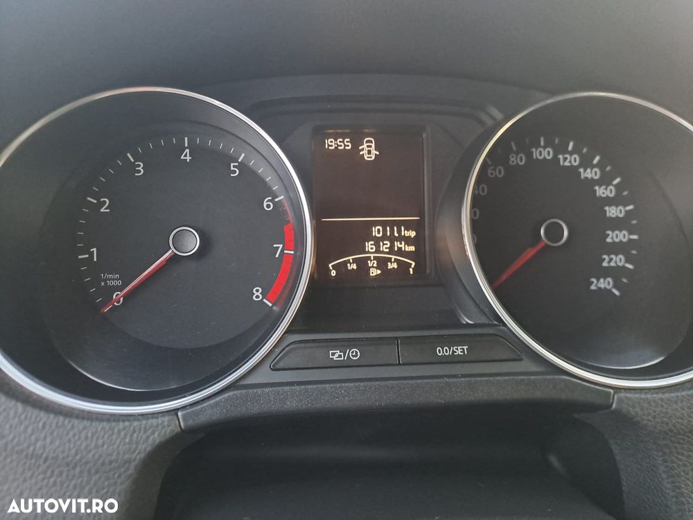 VOLKSWAGEN Polo 2016 — imagine 7