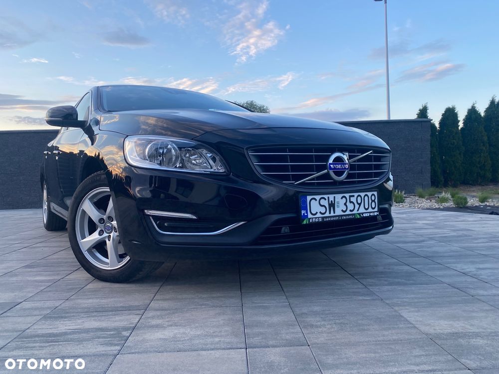 Volvo V60 D3 Drive-E Summum - 40