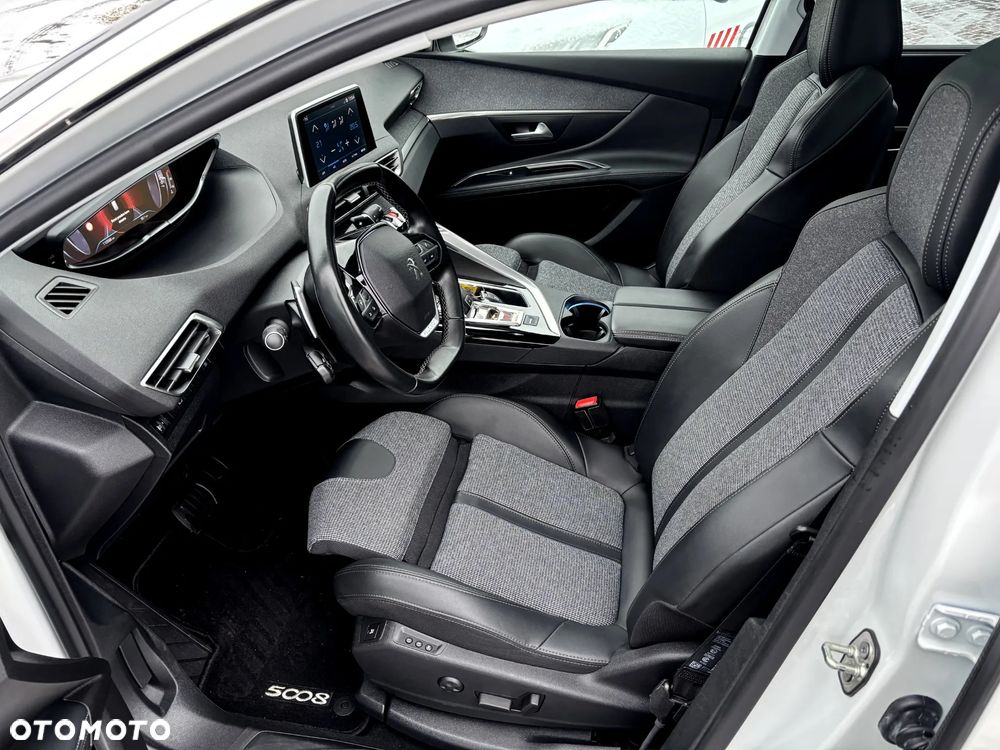 Peugeot 5008 1.6 PureTech Allure S&S EAT8 - 12