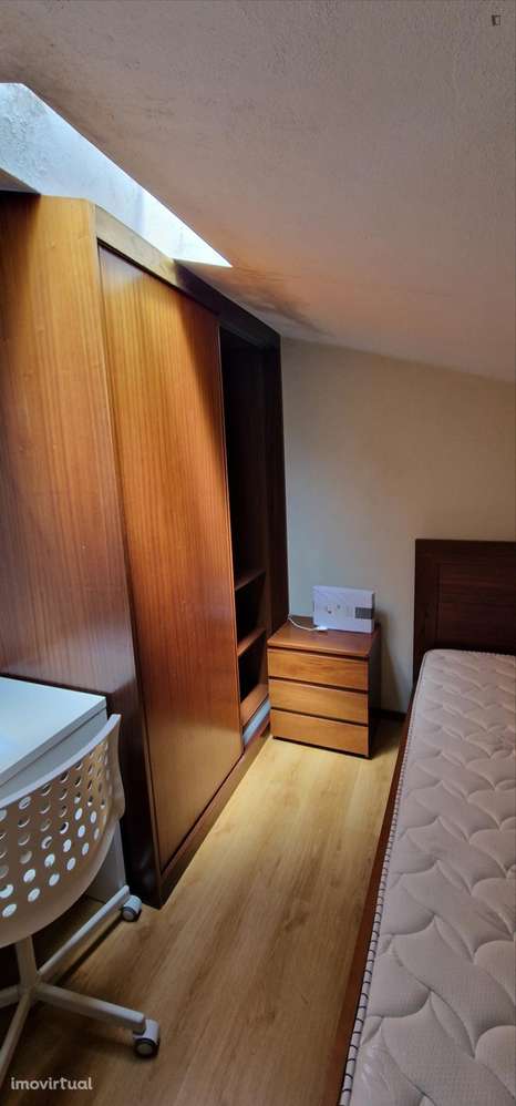 Quarto - localizado em São Vítor Braga - Grande imagem: 2/5