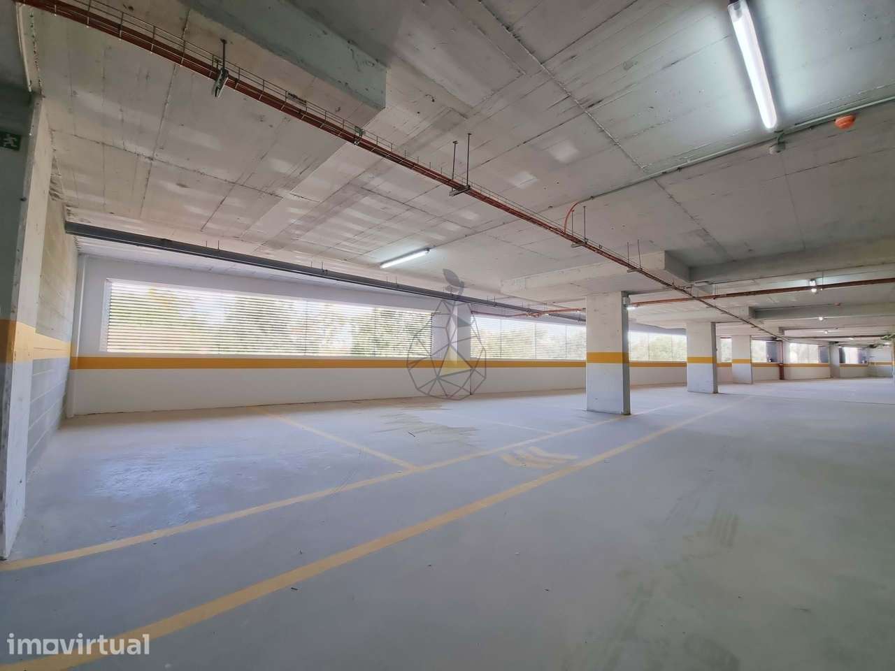 Lugar de garagem à Venda em Portimão — de 12 m² a 28 m², entre a estaç - Grande imagem: 3/32
