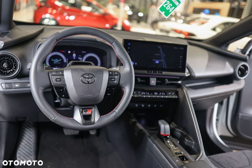 Toyota C-HR - 14