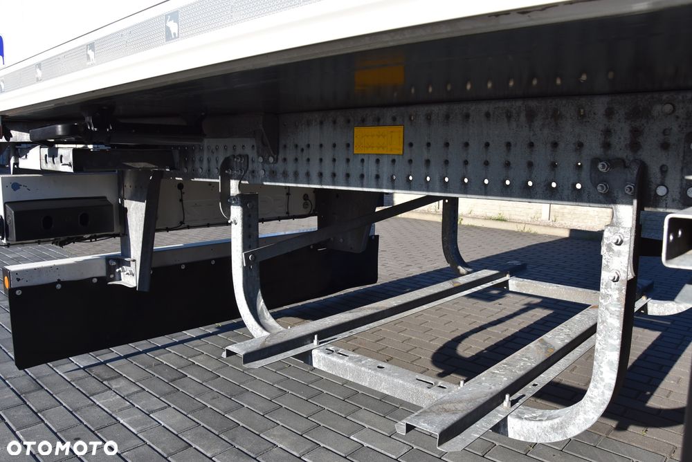 Schmitz Cargobull CHŁODNIA CARRIER VECTOR 1550 ELEKTRYKA / 4 RYGLE / OŚ PODNOSZONA / PALECIARA / DRUKARKA / STAN IDELNY JAK NOWY ! - 18
