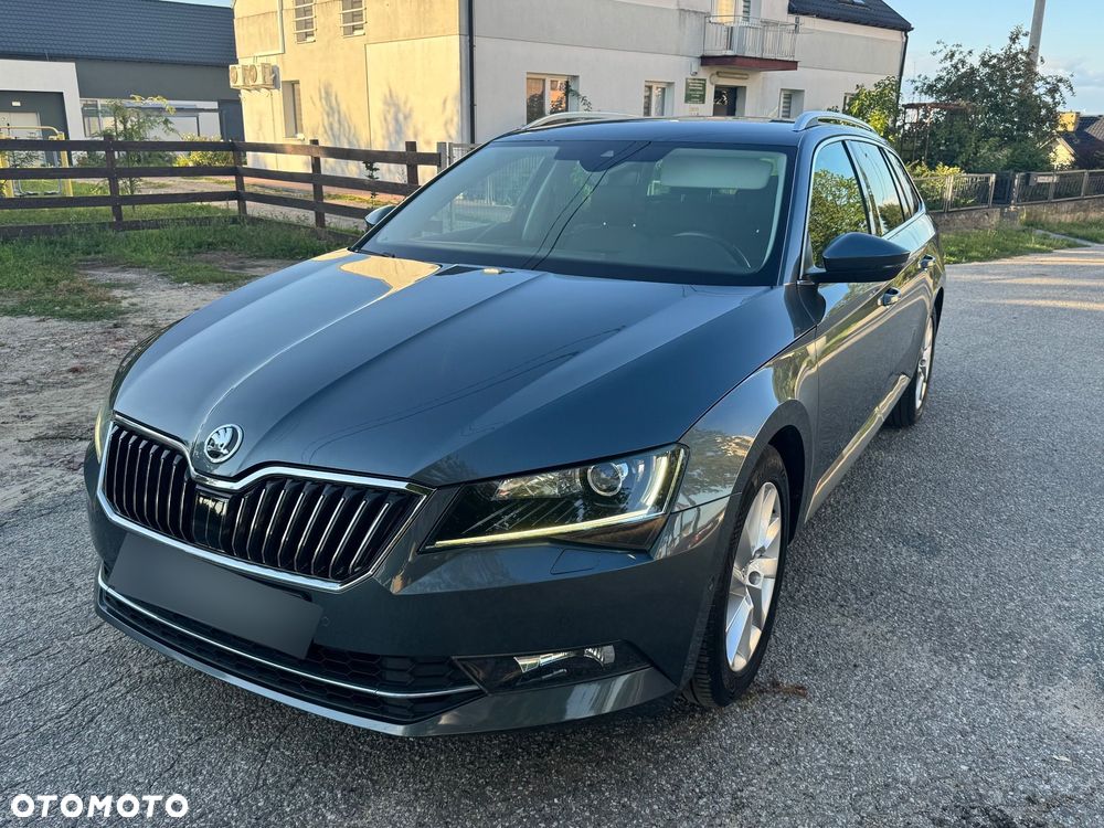 Skoda Superb 1.6 TDI DSG Ambition - 2