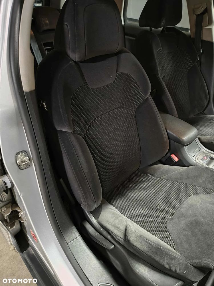 Citroën C5 2.0 HDi Confort - 12