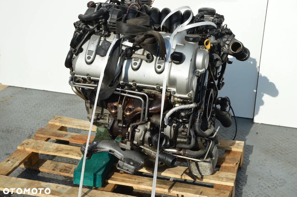 silnik kompletny Porsche Cayenne 9PA 4.5 v8 - 1