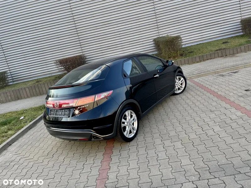 Honda Civic 1.8i-VTEC Sport - 25
