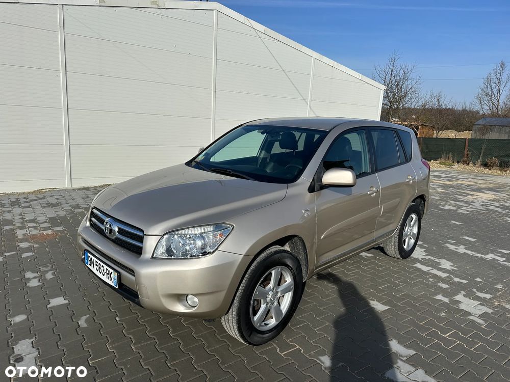 Toyota RAV4 2.2 D-4D 4x4 - 1