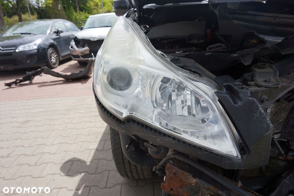 LAMPA PRZEDNIA PRAWA OUTBACK IV BR 84001AJ300 XENON SUBARU 2009-2014 - 3