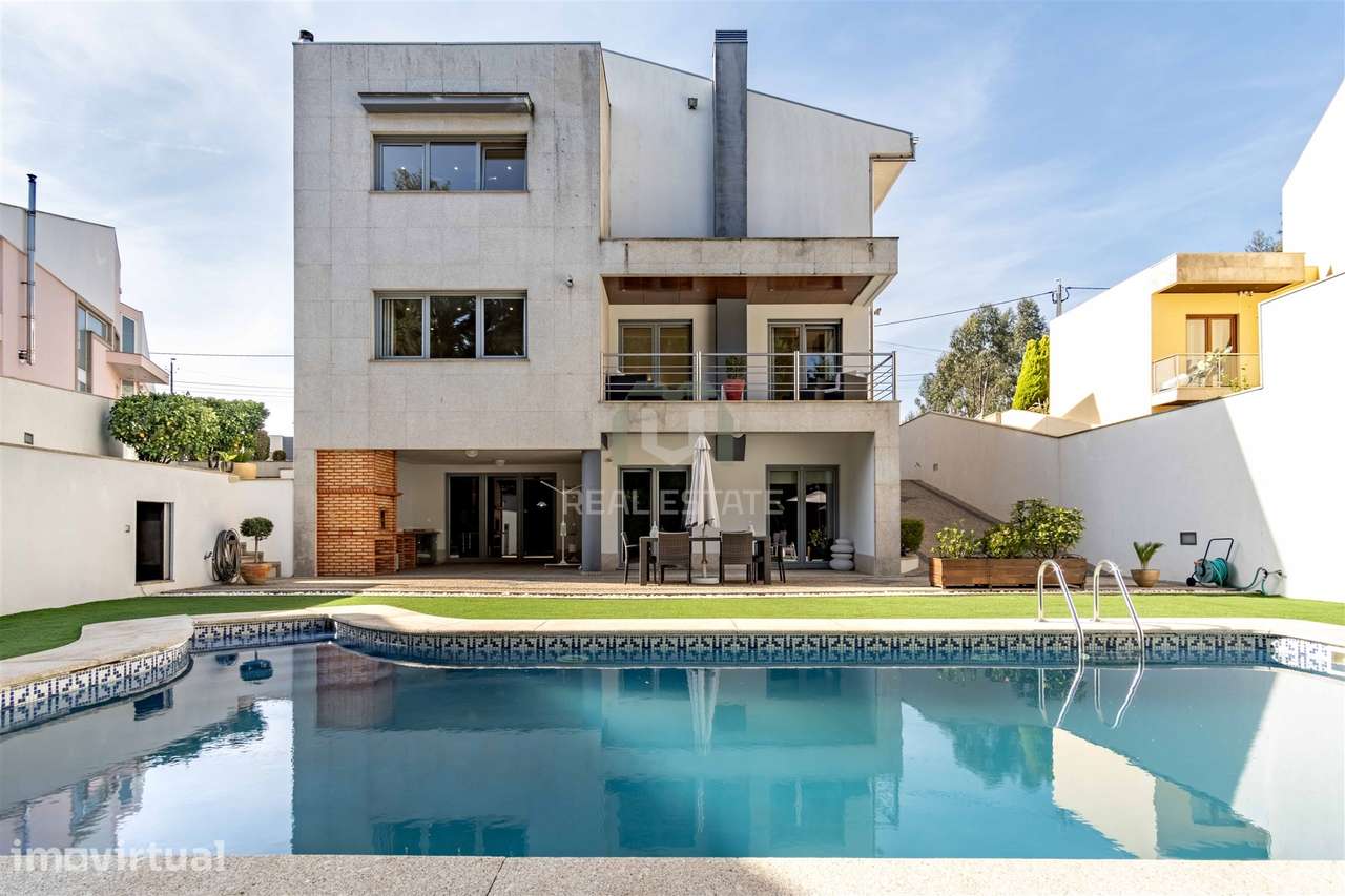 MORADIA  INDIVIDUAL COM PISCINA EM VALONGO - Grande imagem: 2/60