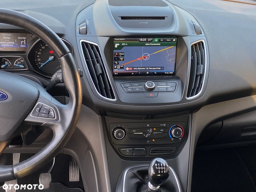 Ford Grand C-MAX - 17