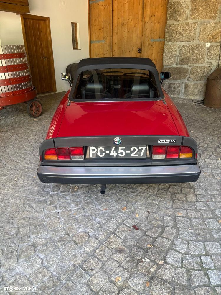 Alfa Romeo Spider