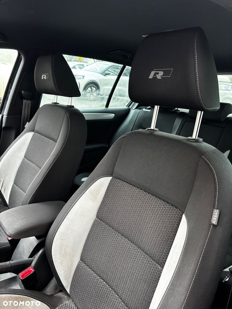 Volkswagen Golf - 14