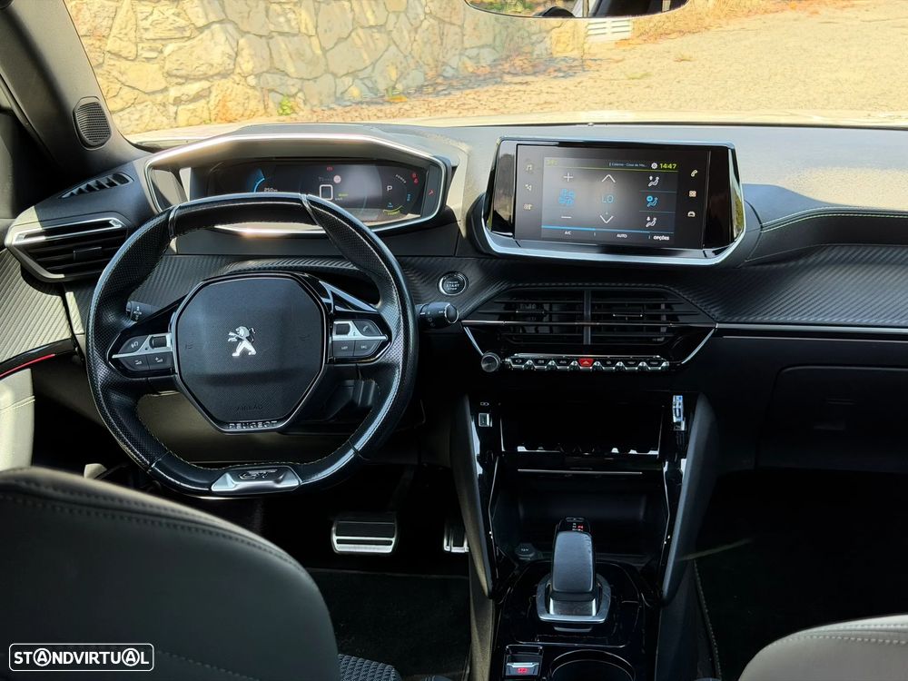 Peugeot e-2008 50 kWh GT Line - 10