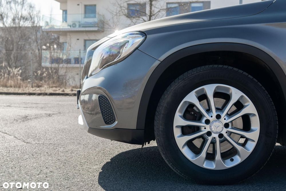 Mercedes-Benz GLA 220 4-Matic - 41