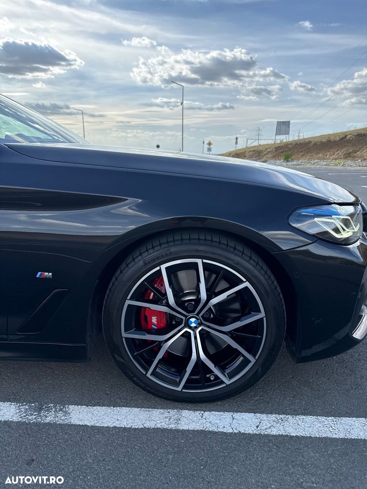 BMW Seria 5 530d xDrive AT MHEV - 8