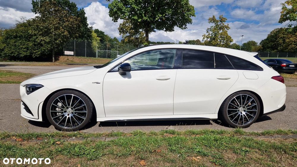 Mercedes-Benz CLA - 9