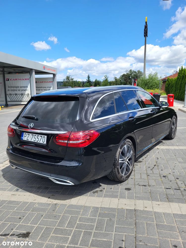Mercedes-Benz Klasa C 220 d 9G-TRONIC Exclusive - 3