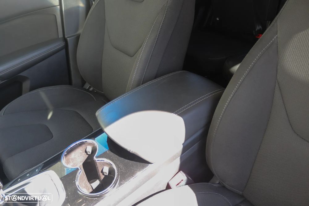 Ford S-Max - 21