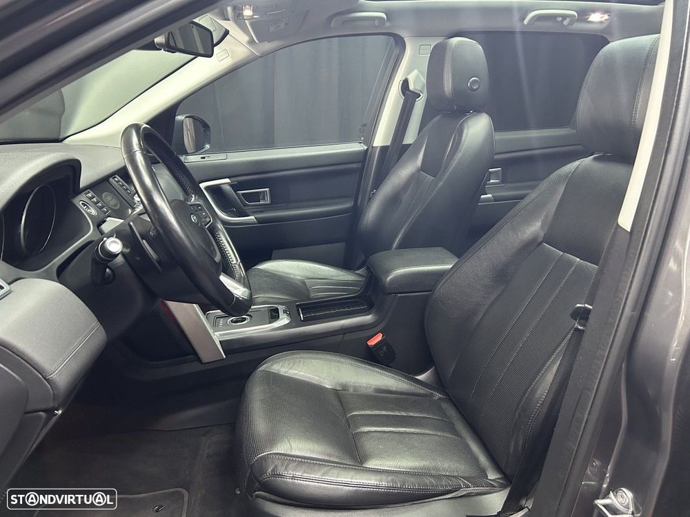 Land Rover Discovery Sport 2.0 D AWD SE - 9