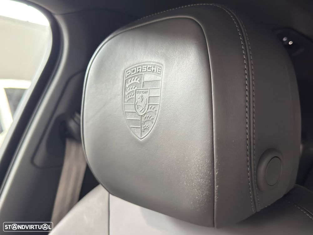 Porsche Cayenne E-Hybrid Platinum Edition - 51