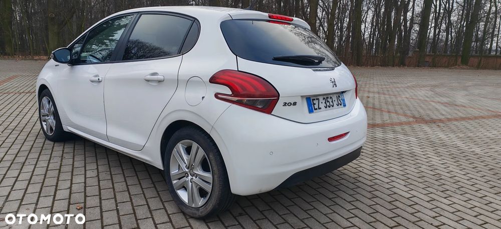 Peugeot 208 PureTech 82 Start & Stop Style - 9