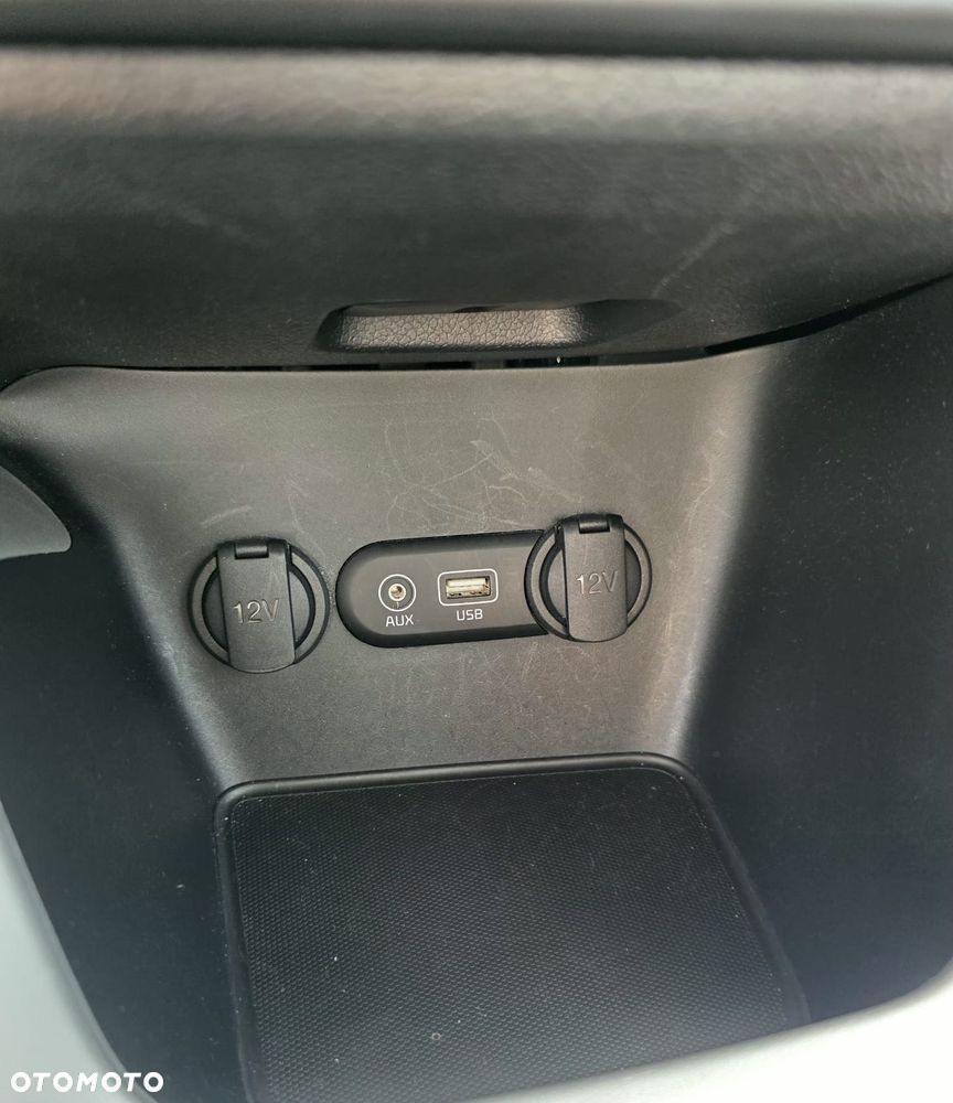 Kia Ceed 1.4 L Business Line Plus - 10
