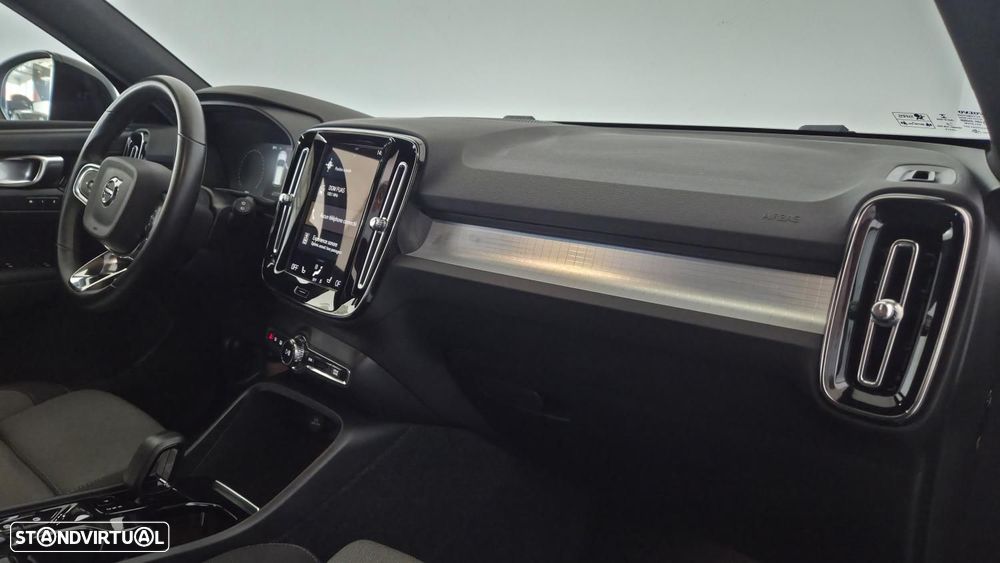 Volvo XC 40 1.5 T4 PHEV Plus Dark - 10