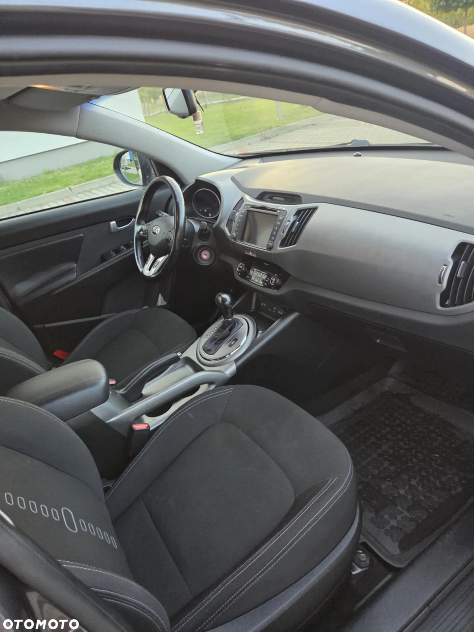 Kia Sportage 2.0 CRDI 4WD Automatik Dream-Team Edition - 10