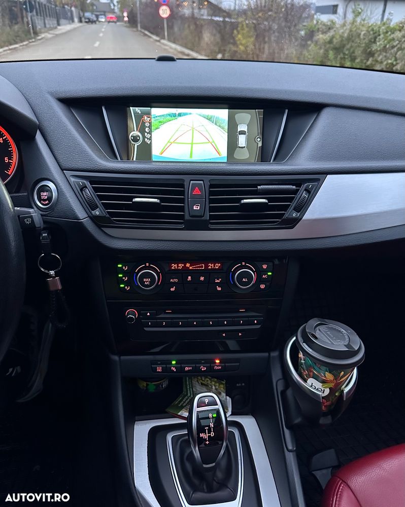 BMW X1 xDrive18d Aut. Sport Line - 8