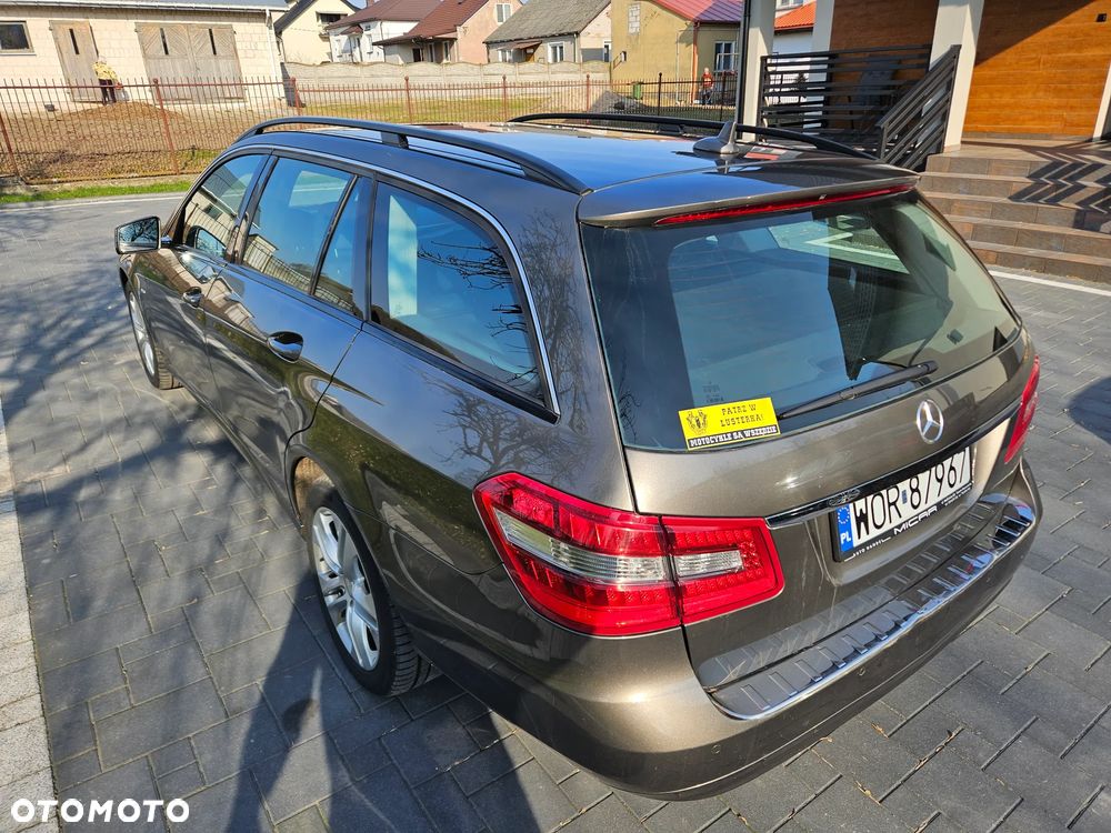 Mercedes-Benz Klasa E 200 CDI BlueEff - 3