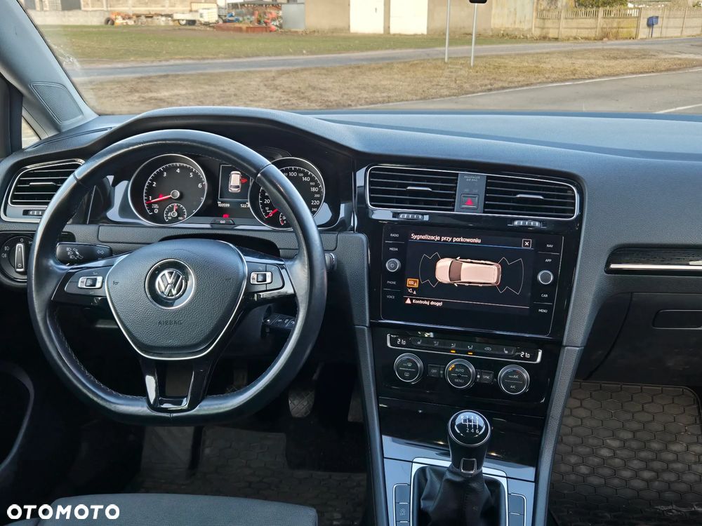 Volkswagen Golf 1.4 TSI BMT Highline - 14