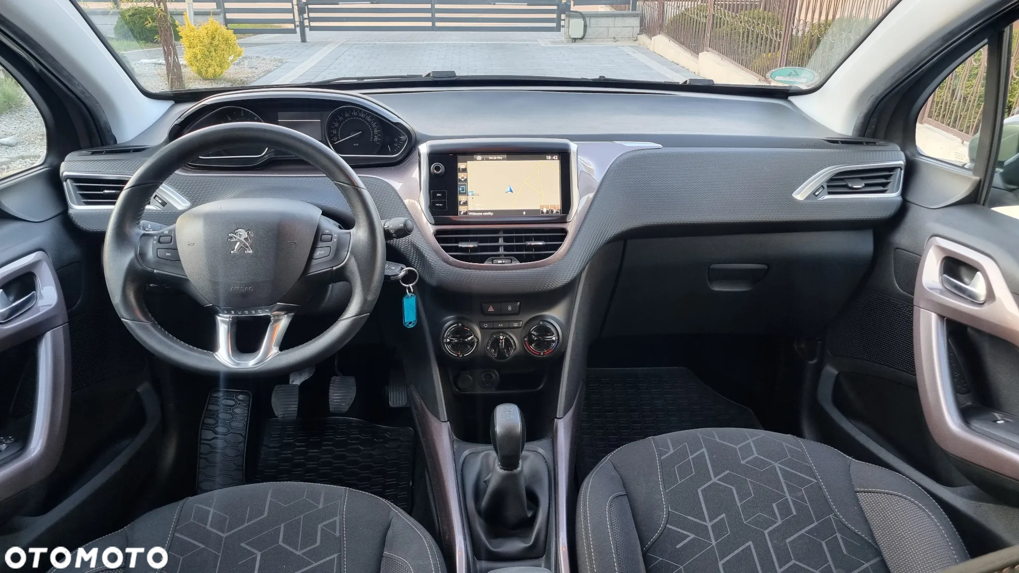 Peugeot 2008 1.6 e-HDi Active S&S - 18