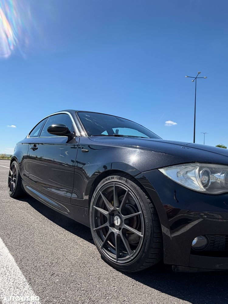 BMW Seria 1 123d Edition Sport - 2