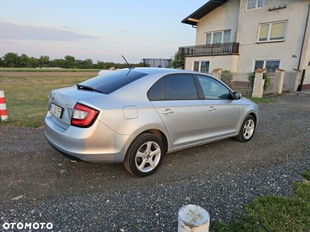 Skoda RAPID 1.0 TSI Ambition - 2