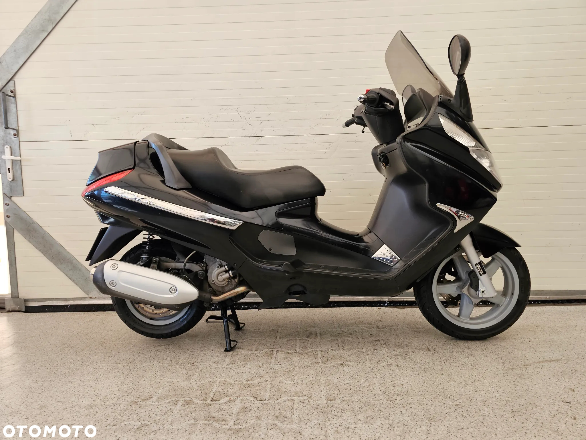 Piaggio X9 - 6