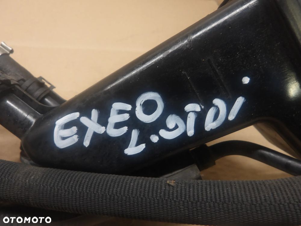 SEAT EXEO KOMBI 08-13 2.0TDI PRZEWODY UKŁADU WSPOMAGANIA ZBIORNICZEK PŁYNU 8E0422373B - 2