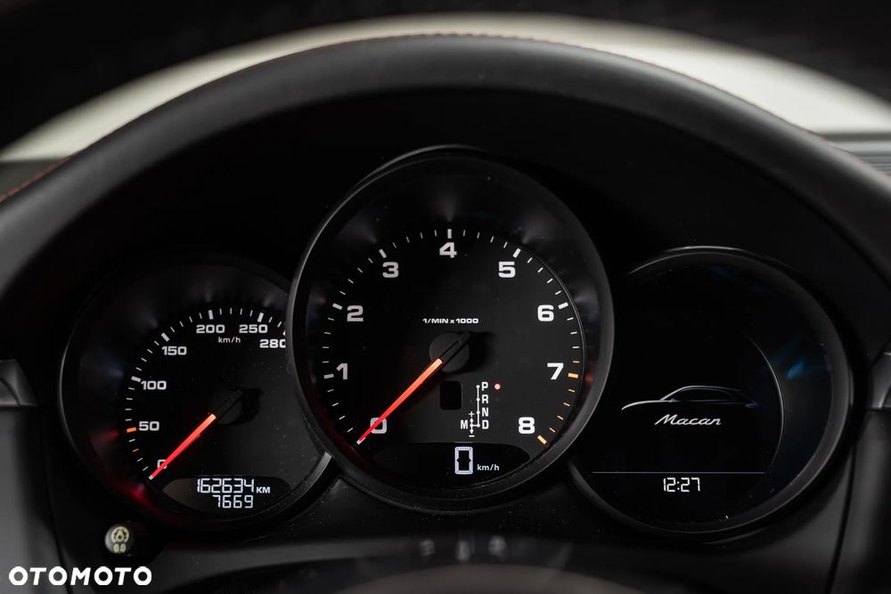 Porsche Macan Standard - 22