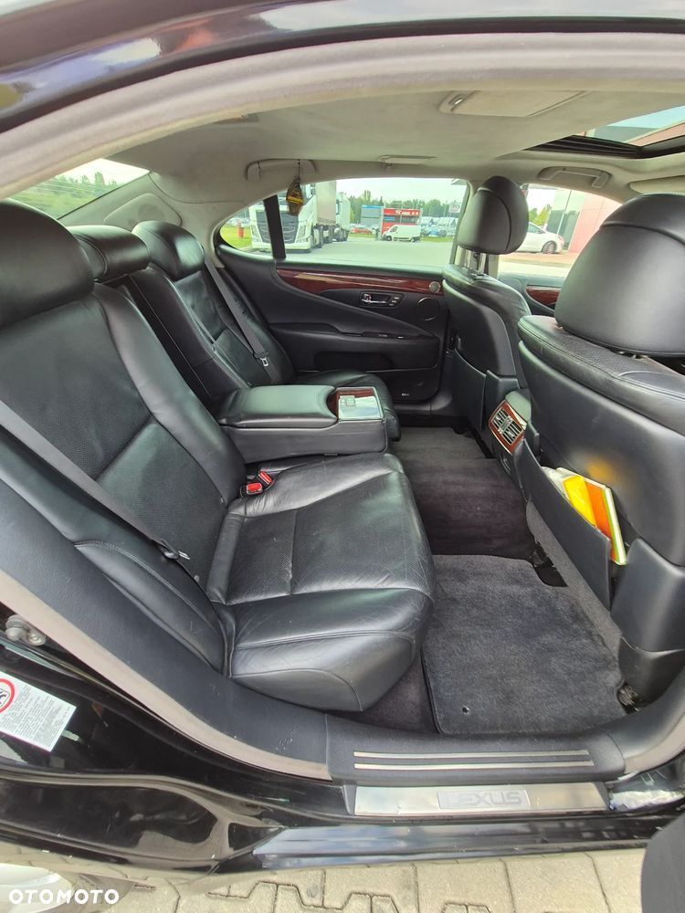 Lexus LS 460 Elegance - 15