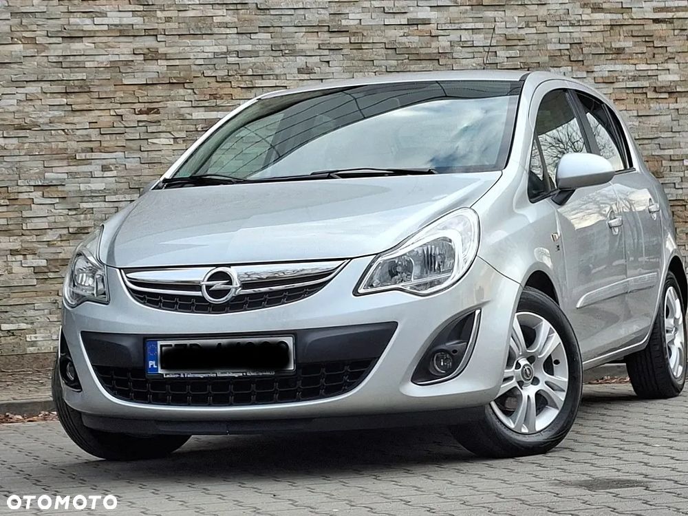 Opel Corsa 1.4 16V 150 Jahre - 3