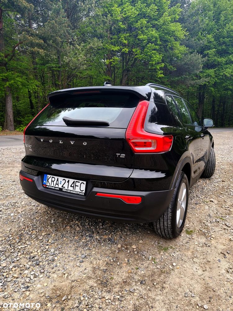 Volvo XC 40 T2 Momentum - 3
