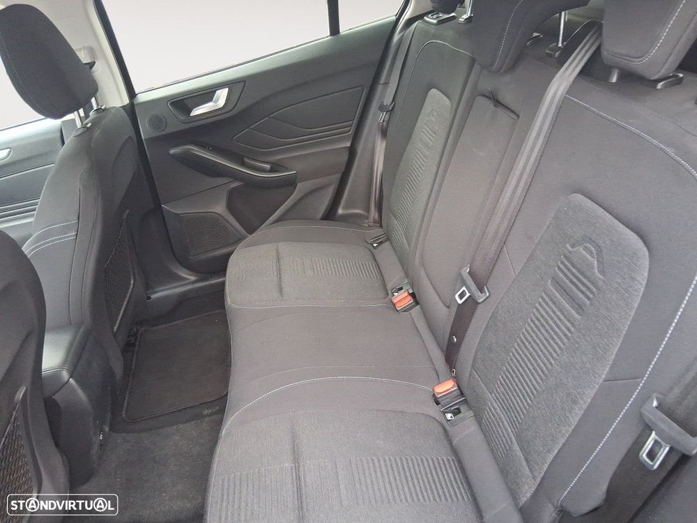 Ford Focus SW 1.0 EcoBoost Active - 13