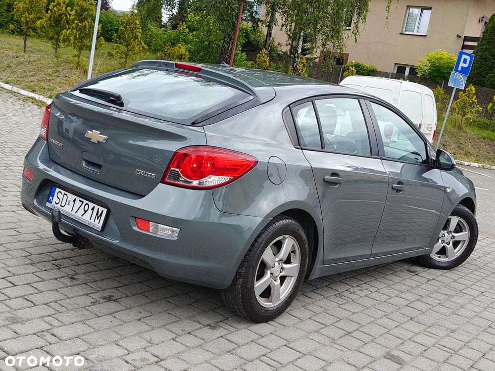 Chevrolet Cruze 1.6 LT - 2