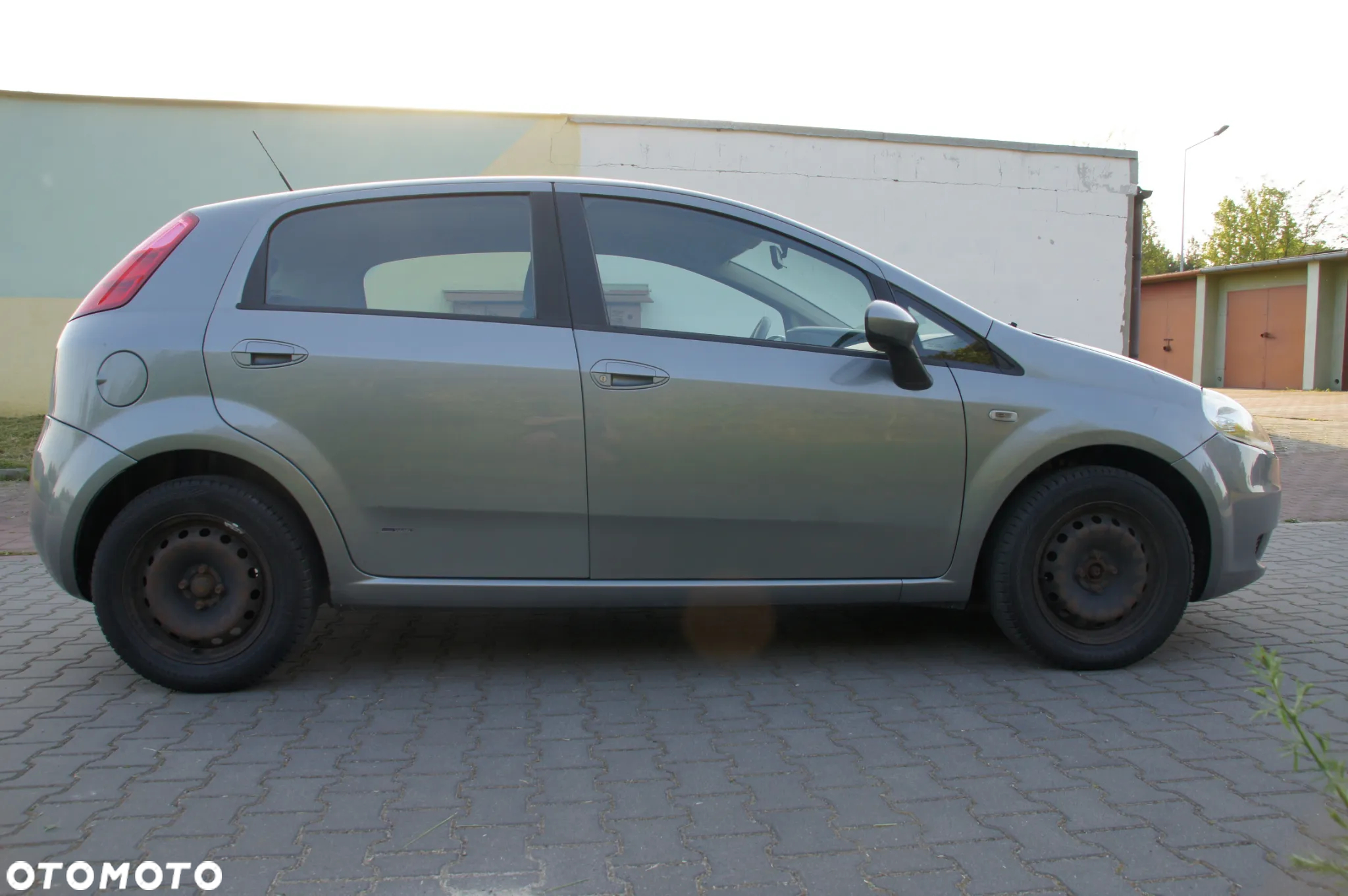 Fiat Grande Punto 1.4 16V Dynamic - 4