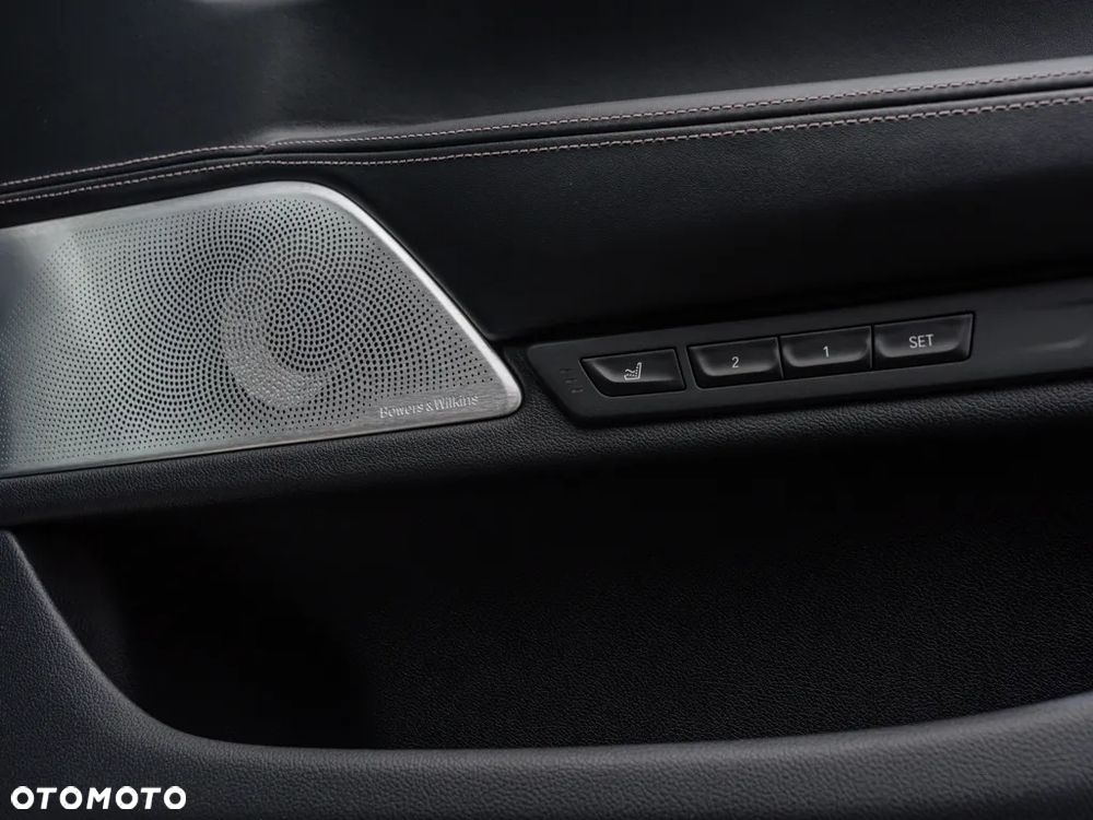 BMW Seria 7 750d xDrive - 9