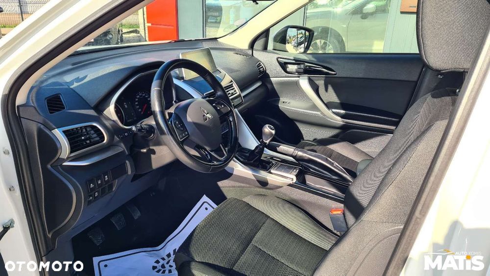 Mitsubishi Eclipse Cross - 14